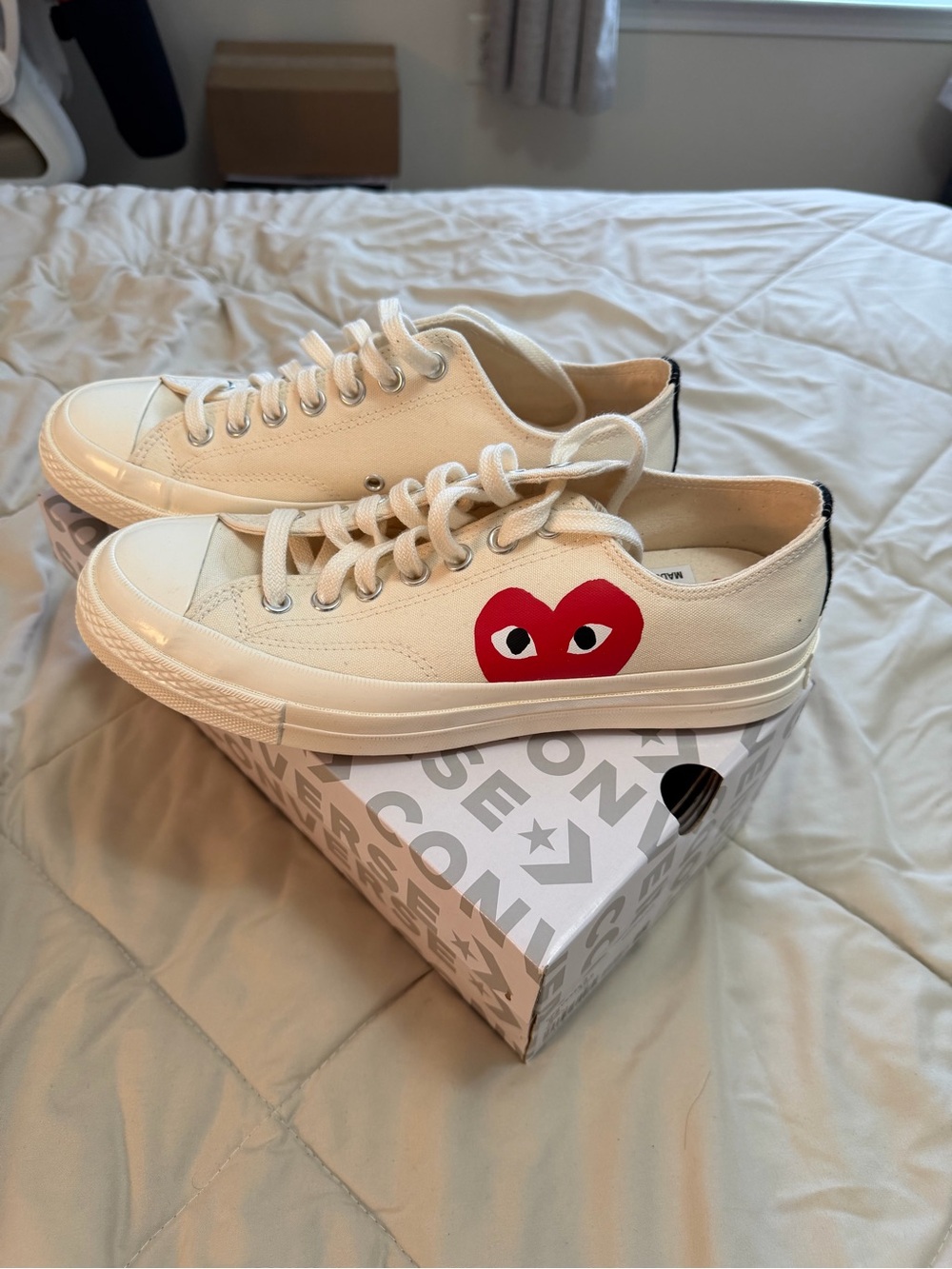 Comme des Garcons PLAY Ivory Canvas Low-Top Sneakers with Red Heart